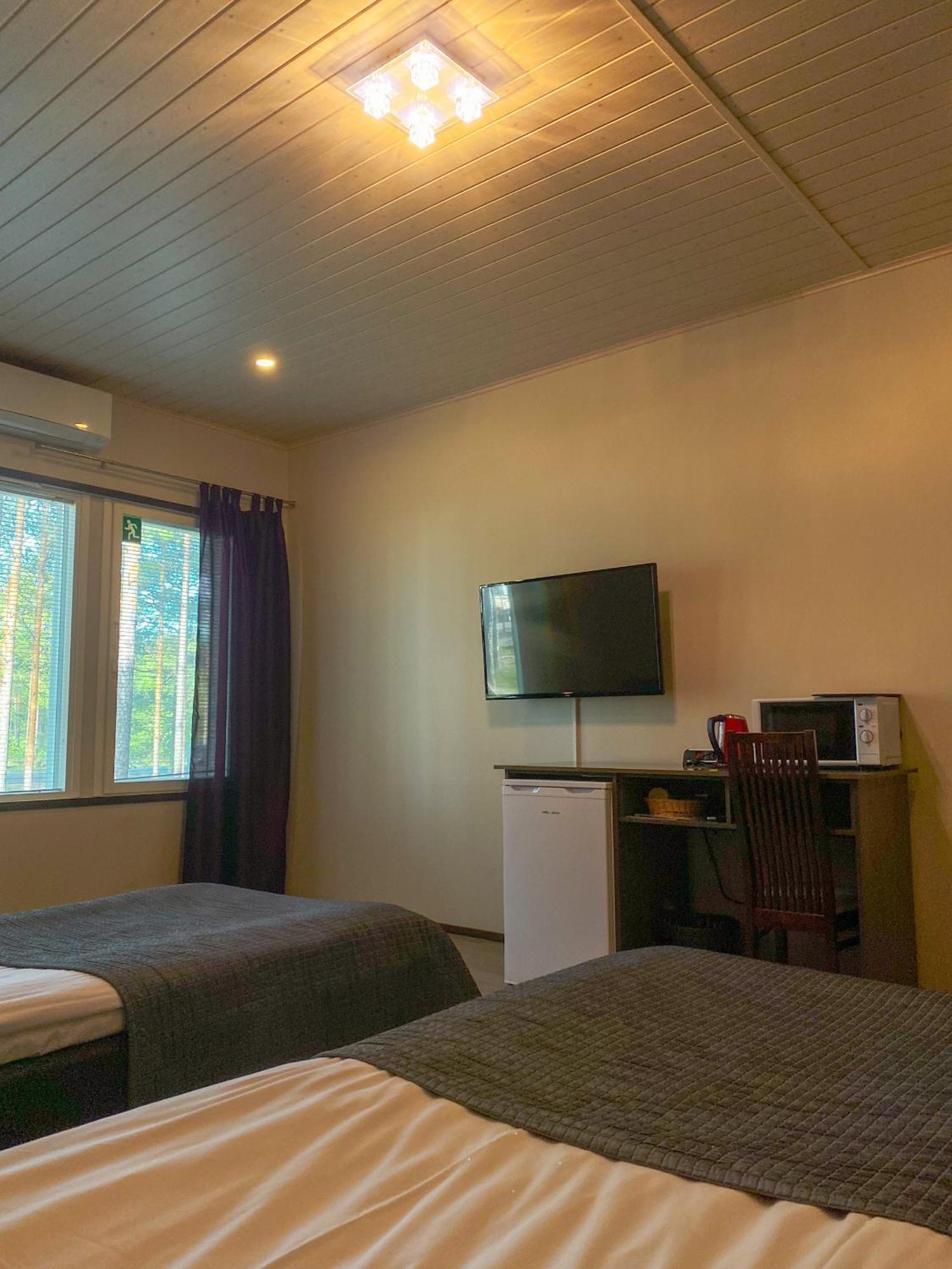 Safarimajoitus Hotel Kalajoki Szoba fotó